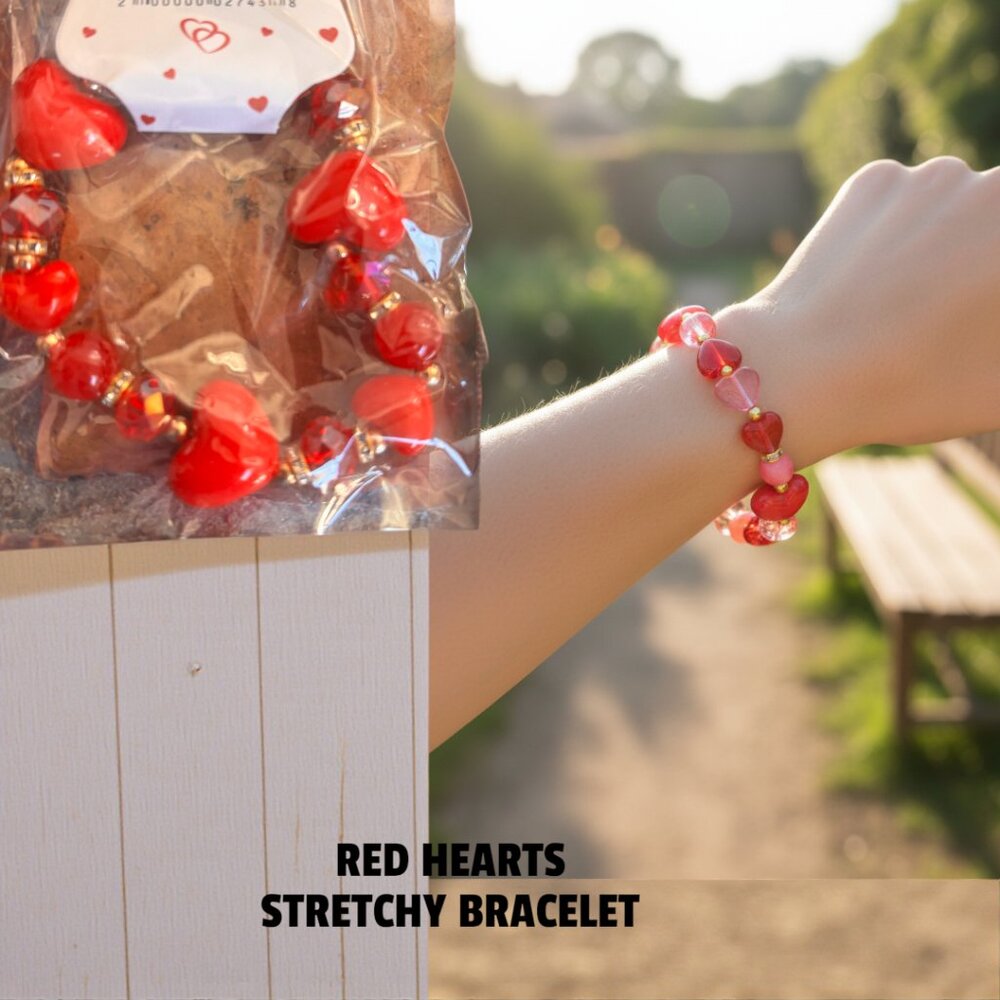 #1 RED HEARTS STRETCHY BRACELET‎ NEW IN PACKAGE